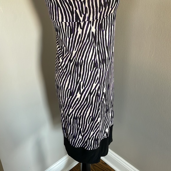 DIANE von Furstenberg 100% silk dress like new - Picture 8 of 11